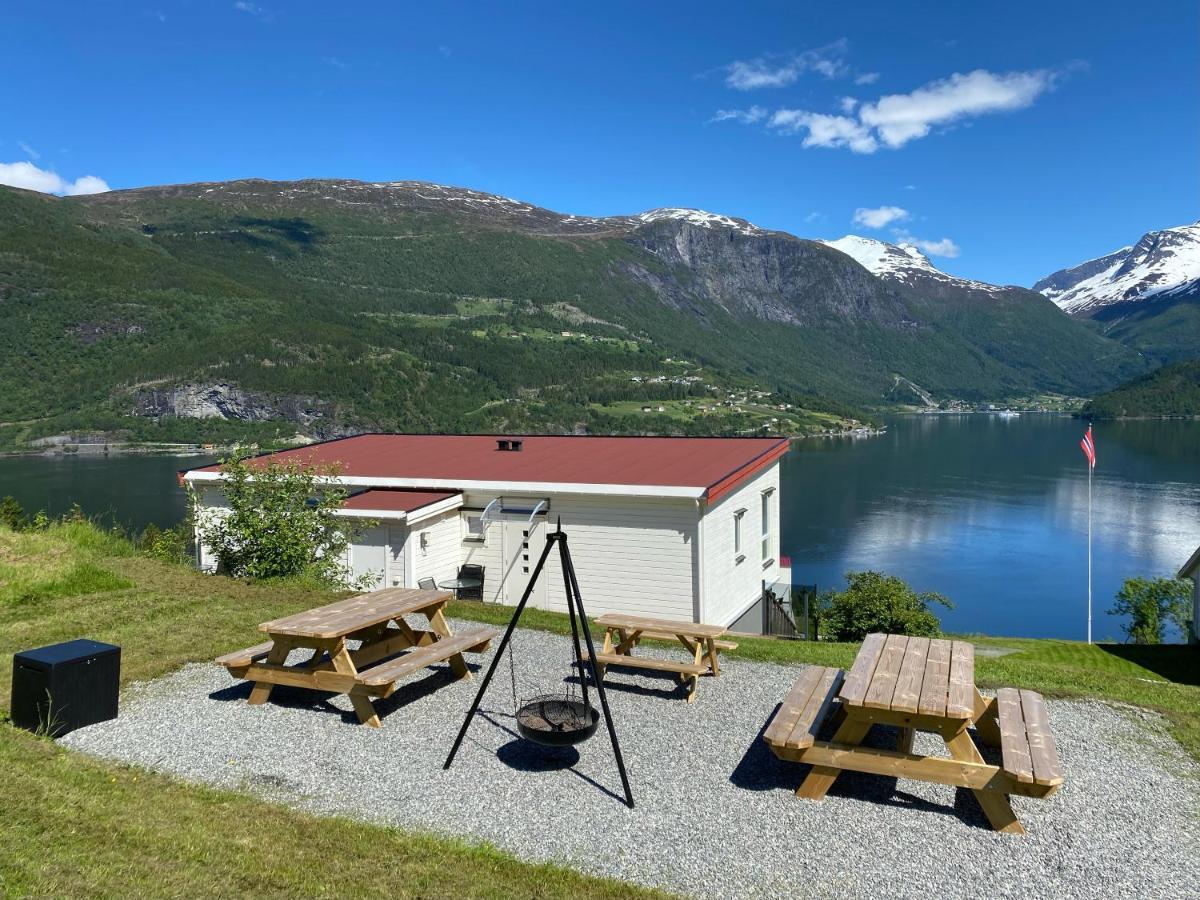 Olden Fjord Apartments ภายนอก รูปภาพ