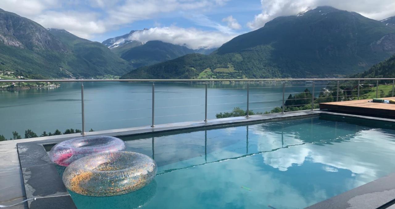 Olden Fjord Apartments ภายนอก รูปภาพ