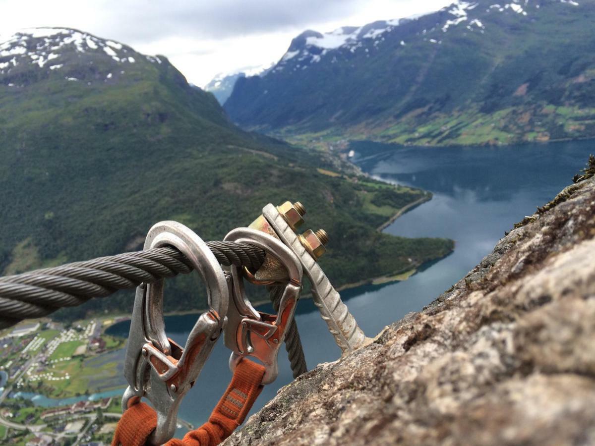 Olden Fjord Apartments ภายนอก รูปภาพ