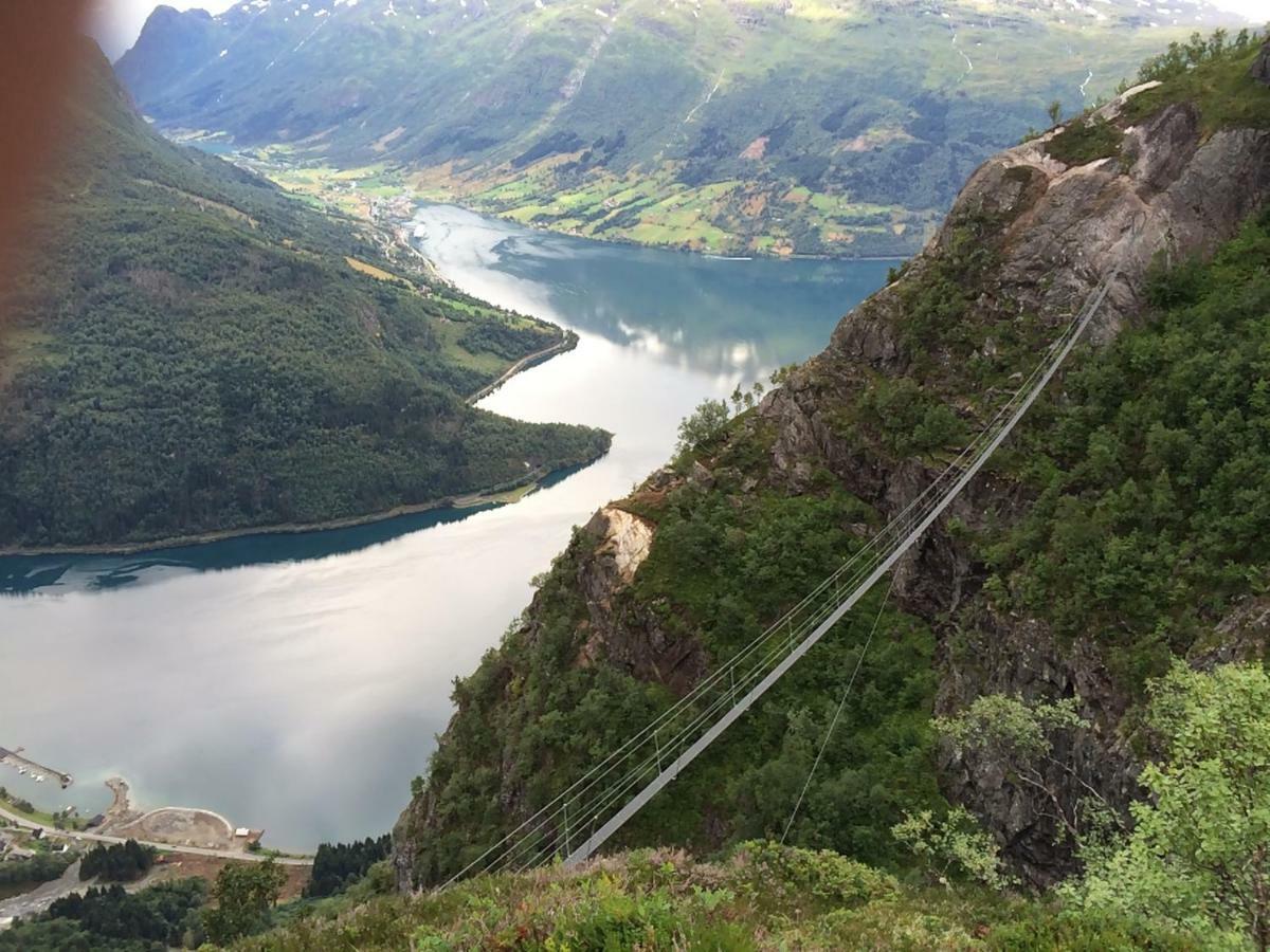 Olden Fjord Apartments ภายนอก รูปภาพ